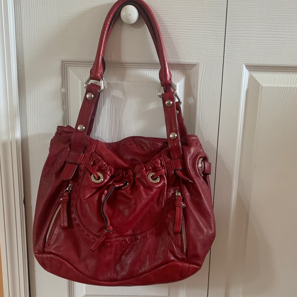 B Makowsky Elegant Burgundy Leather Handbag with Dustbag